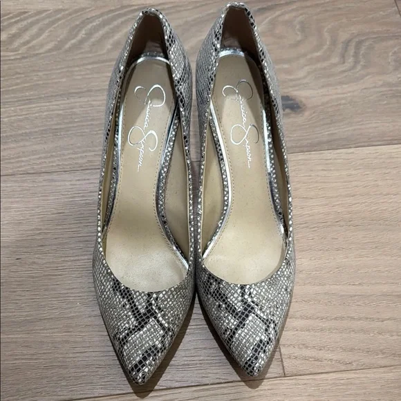 Jessica Simpson Snakeskin Pattern Women's Pumps - Picture 4 of 7